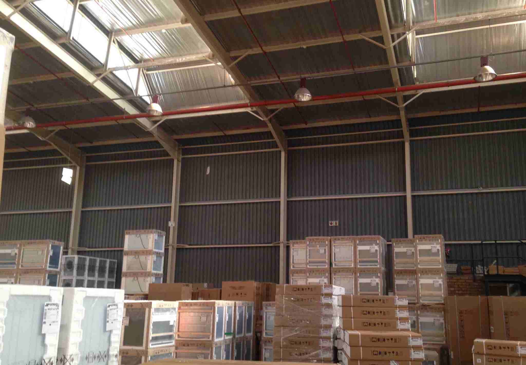 Spacious Industrial Property To Rent in Eastgate with Office Space 